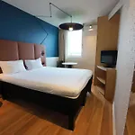 Ibis Lyon Est