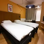 Ibis Lyon Est