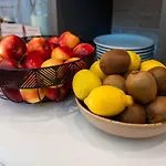 Ibis Lyon Est מלון 3*