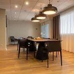 Ibis Lyon Est 3*