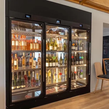 Ibis Lyon Est 3* Брон