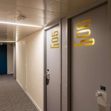 Ibis Lyon Est 3*