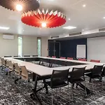 Ibis Lyon Est 3*