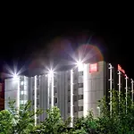 Ibis Lyon Est Otel Bron