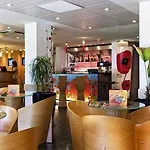 Hotel Ibis Lyon Est Bron