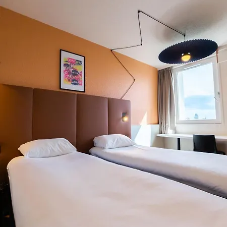 Ibis Lyon Est Отель Брон