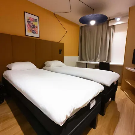 Ibis Lyon Est