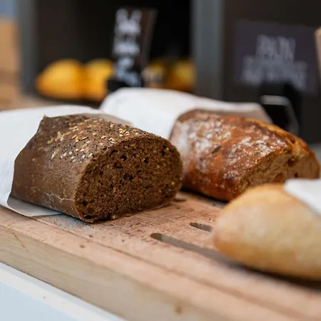 Hotel Ibis Lyon Est 3*