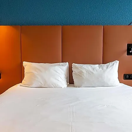 Ibis Lyon Est 호텔 브론