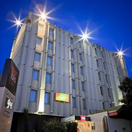 Ibis Lyon Est فندق بْرو