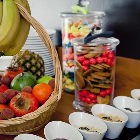 فندق Ibis Lyon Est 3*