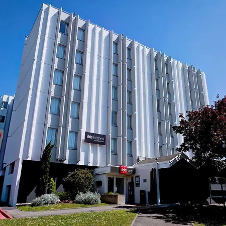 Ibis Lyon Est ホテル