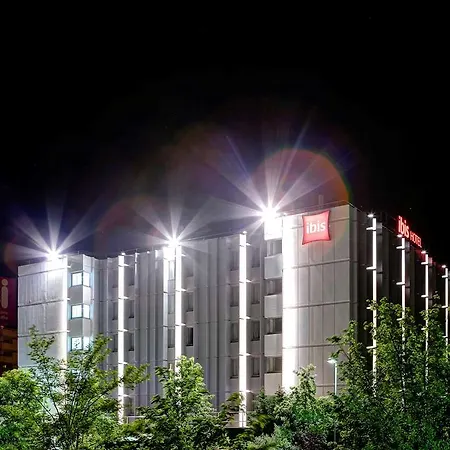 Ibis Lyon Est Hotel Bron