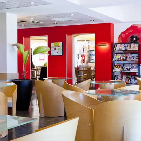 Ibis Lyon Est ホテル ブロン