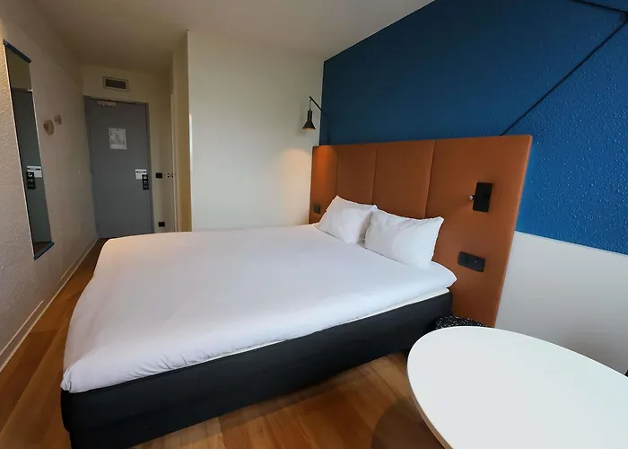 Ibis Lyon Est Ξενοδοχείο 3*