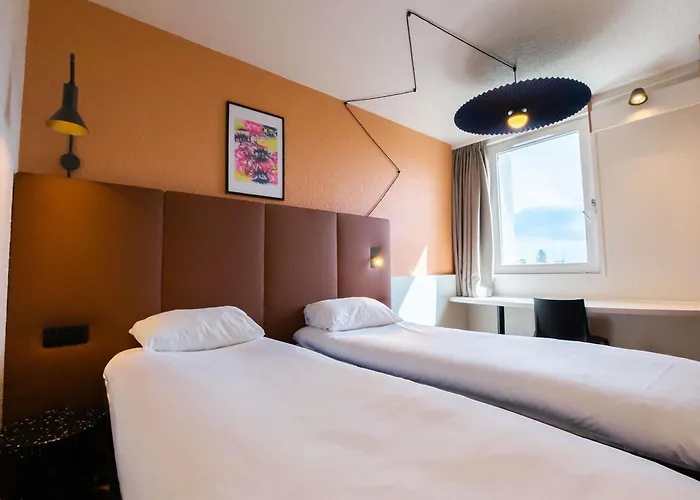 Ibis Lyon Est Hotel Bron