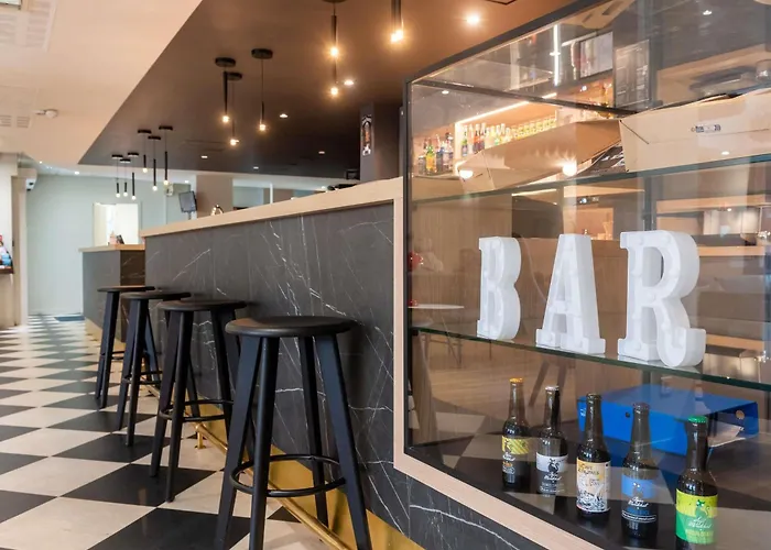 Ibis Lyon Est