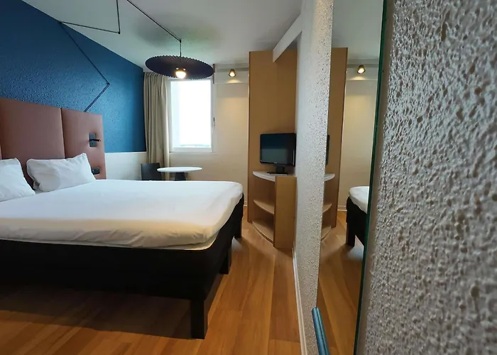 Ibis Lyon Est Szálloda Bron