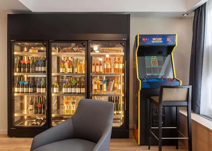 Hotel Ibis Lyon Est Bron